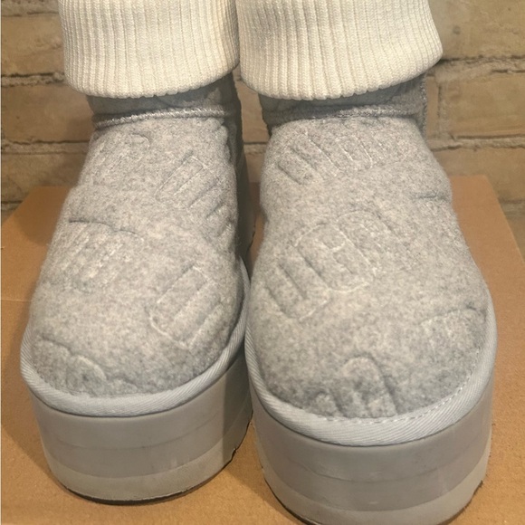 UGG Women's Light Gray Platform Boots - Picture 3 of 7
